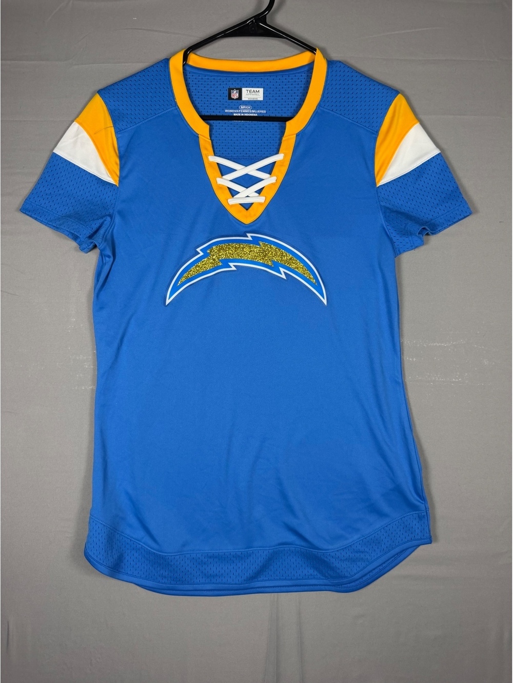NFL Team Apparel Los Angeles Chargers Women’s Lace Up V-Neck Size S